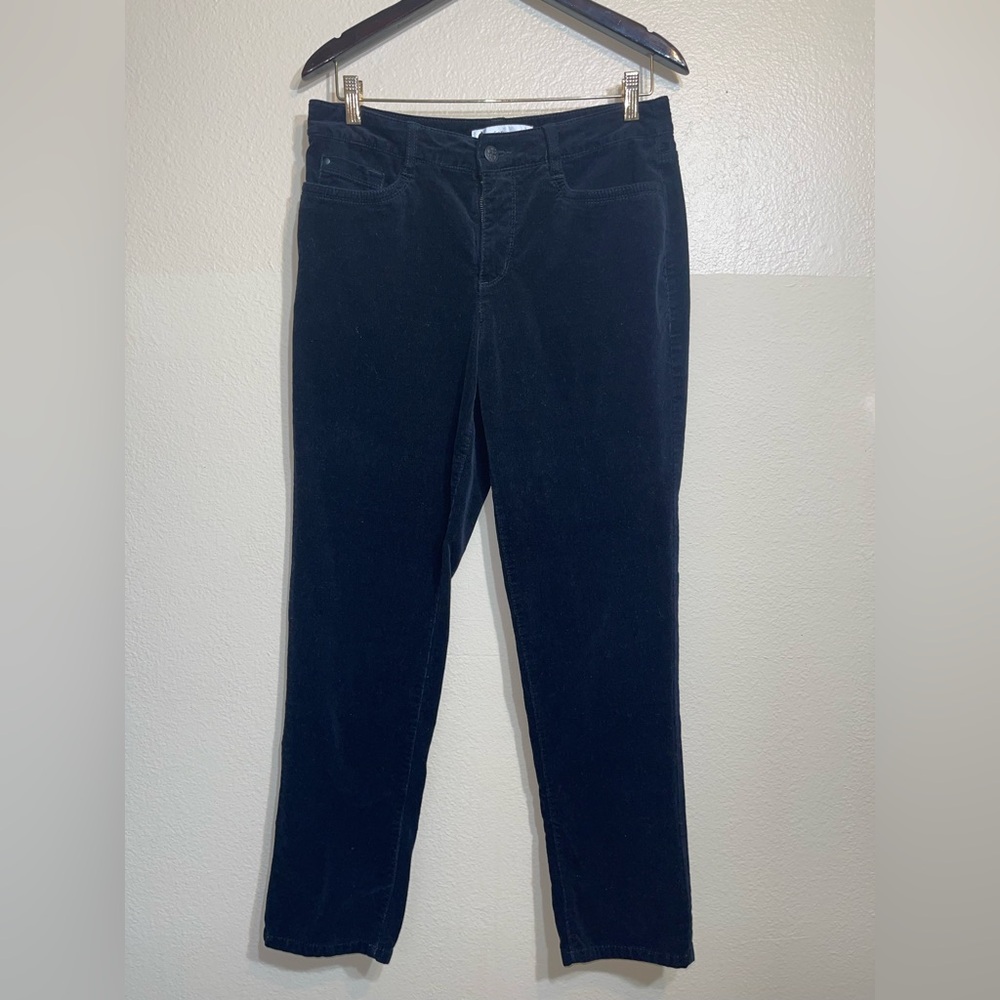 Croft & Barrow Black Straight Leg corduroy Jeans 8